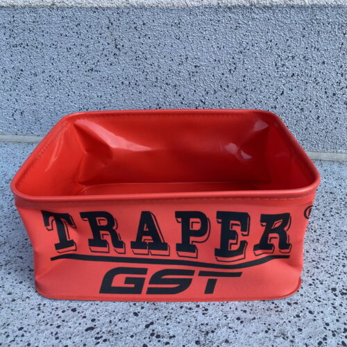 Pojemnik PCV Traper GST – czerwony 33×25×14 cm